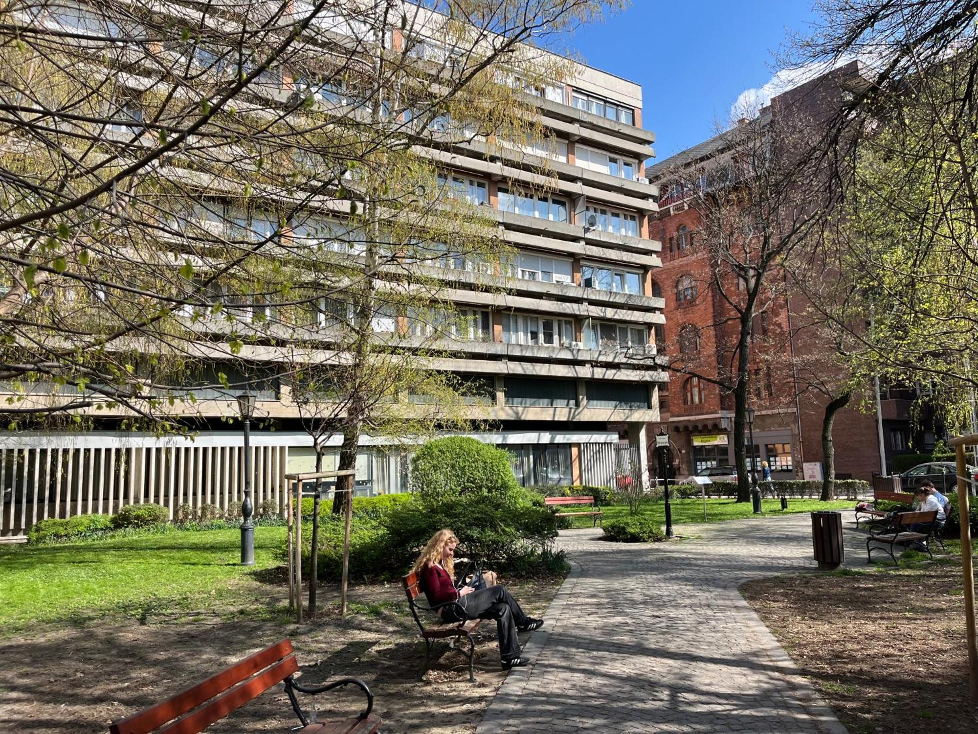 Buda Downtown Apartment Budapest Luaran gambar