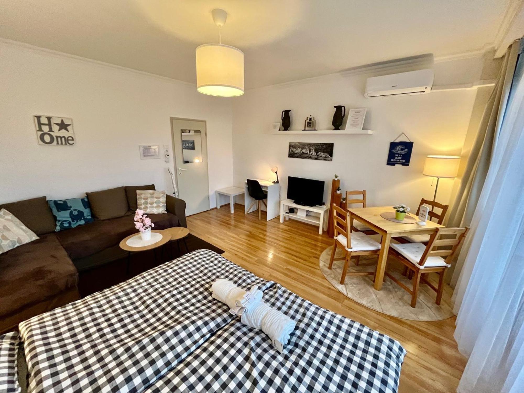 Buda Downtown Apartment Budapest Luaran gambar
